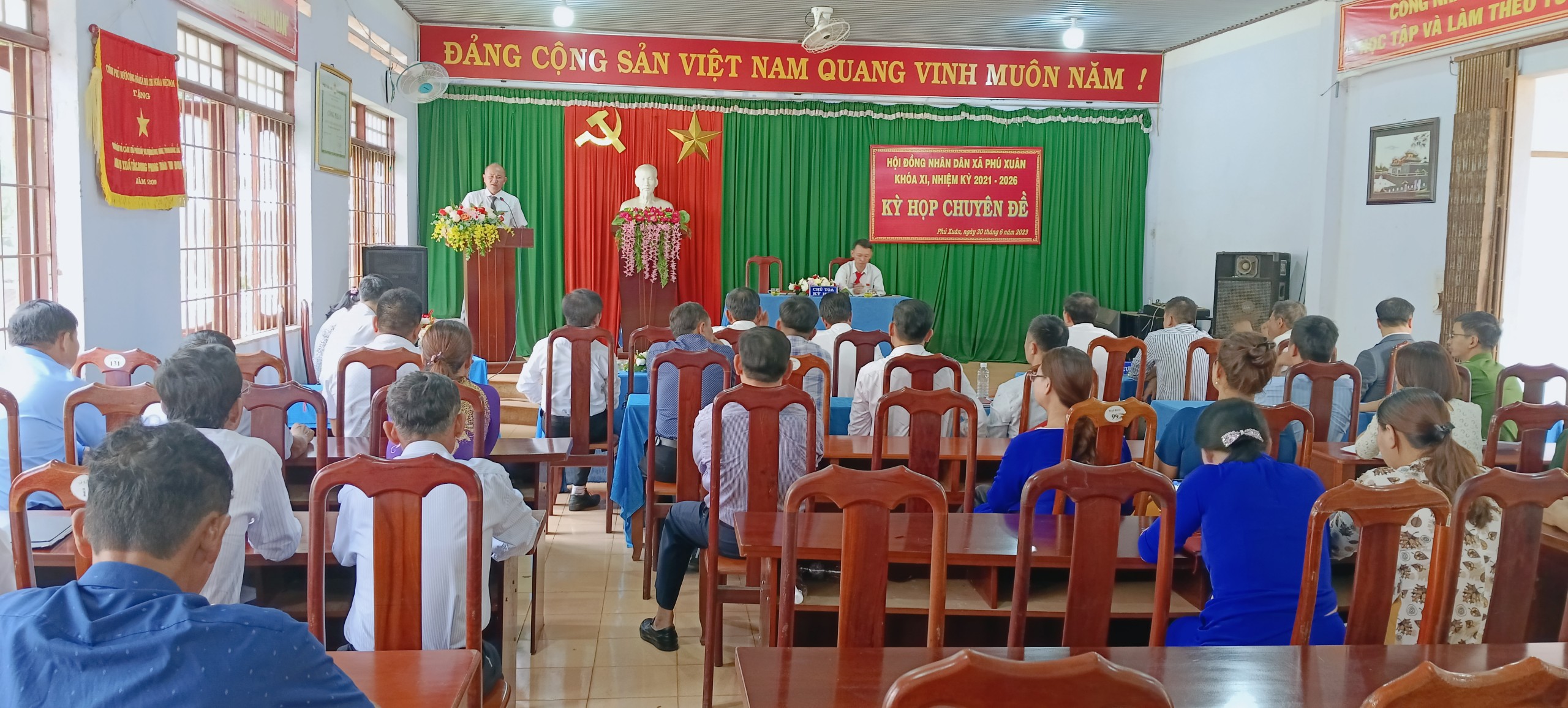 KỲ HỌP CHUYÊN ĐỀ (LẦN THỨ NHẤT) HĐND XÃ KHÓA XI, NHIỆM KỲ 2021-2026